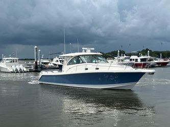 38' Pursuit 2022 Yacht For Sale